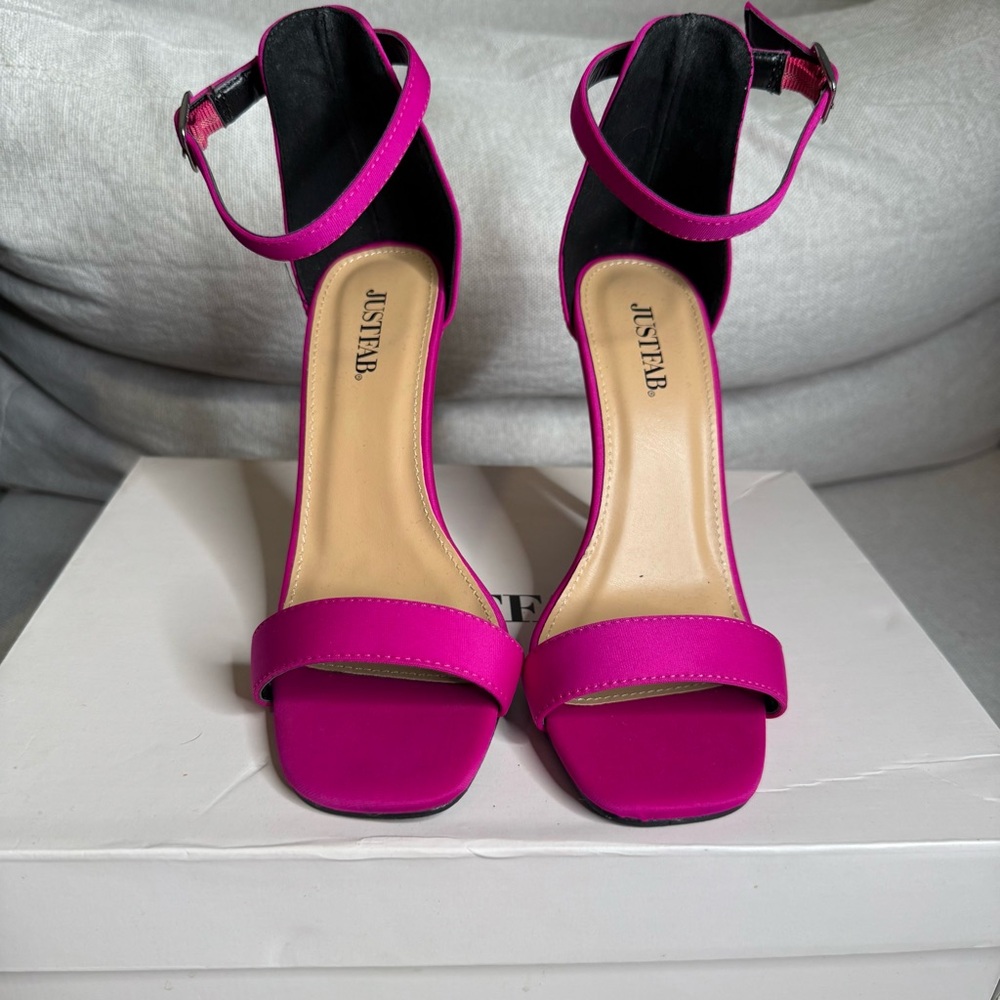 JustFab Dress Sandals – Gia (Berry), Size 6 – Good Condition - Picture 6 of 10